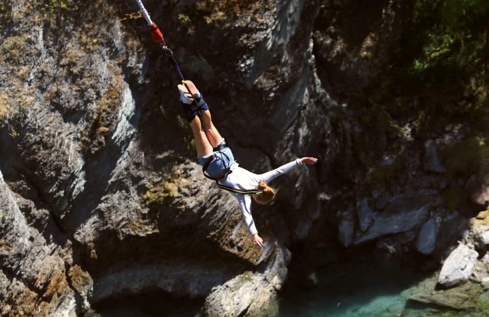 outdoor lifestyle bungee jumping